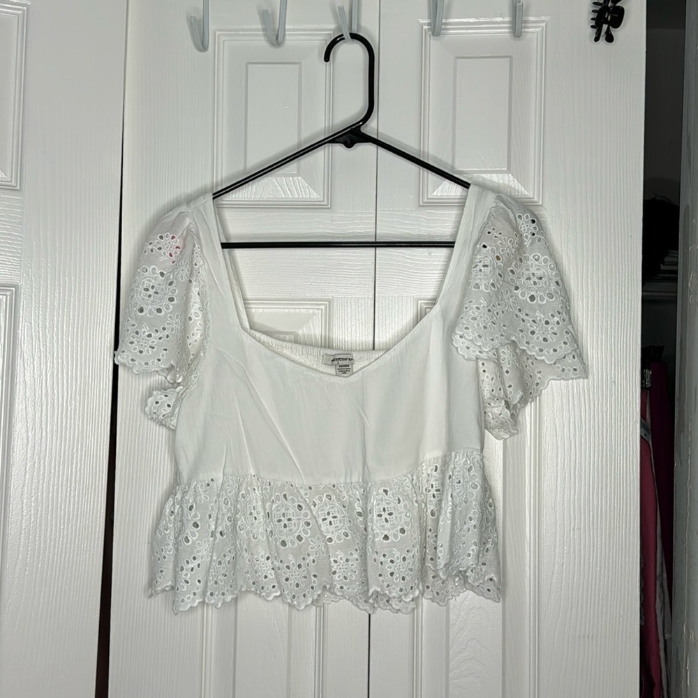American Eagle-top
